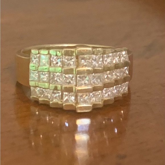 Diamond ring Approx.1 1/2carat 14k gold. VERY  high quality. Sz 6. Cut stones - Picture 2 of 8